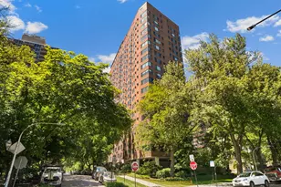 3100 N Lake Shore Dr, Chicago, IL 60657 - Photo 1