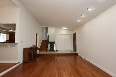613 Leamington Avenue, Wilmette, IL 60091 - Photo 5