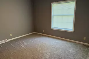 527 W 6th St, Centralia, IL 62801 - Photo 13