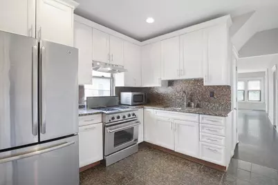946 N Homan Avenue, Chicago, IL 60651 - Photo 3