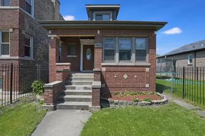 946 N Homan Avenue, Chicago, IL 60651 - Photo 1