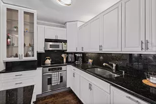 535 N Michigan Ave, Chicago, IL 60611 - Photo 13