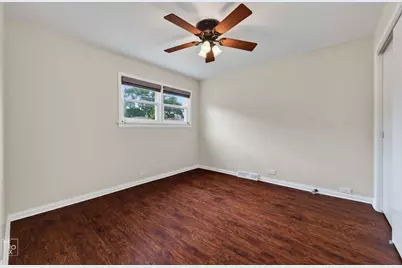 9457 Lawler Avenue, Skokie, IL 60077 - Photo 17