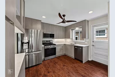 9457 Lawler Avenue, Skokie, IL 60077 - Photo 7