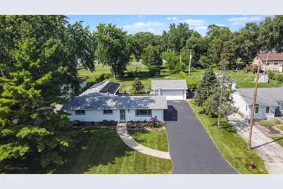 313 W Woodlawn Road, New Lenox, IL 60451 - Photo 1