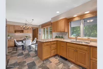 1116 Laurie Lane, Burr Ridge, IL 60527 - Photo 15