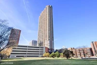 3660 N Lake Shore Drive #2407, Chicago, IL 60613 - Photo 21