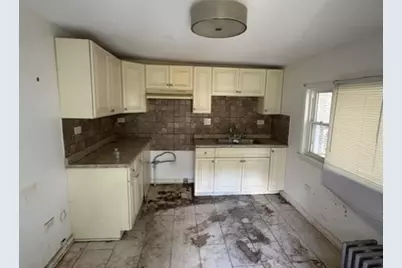7837 S Dobson Avenue, Chicago, IL 60619 - Photo 7