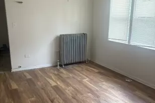 7837 S Dobson Ave, Chicago, IL 60619 - Photo 5