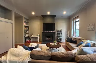 15 E Pearson St, Chicago, IL 60611 - Photo 3