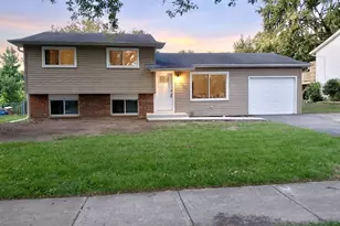 317 Hadleigh Rd, Bolingbrook, IL 60440 - Photo 1