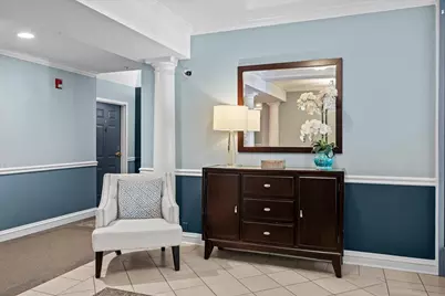 153 E Laurel Avenue #202, Lake Forest, IL 60045 - Photo 19