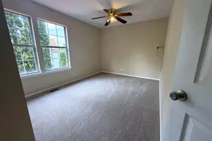 3590 Fairfax Ct E, Aurora, IL 60504 - Photo 21