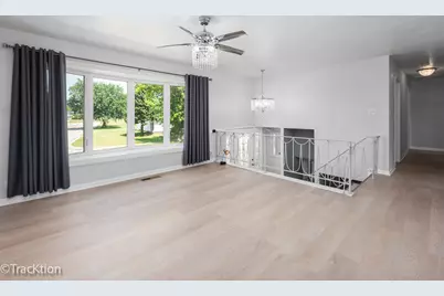 525 King Arthur Drive, Bolingbrook, IL 60440 - Photo 3