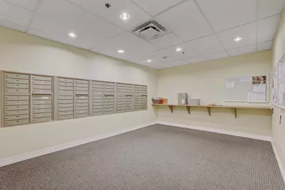 2335 W Belle Plaine Avenue #118, Chicago, IL 60618 - Photo 7
