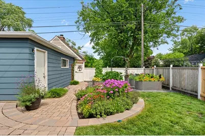 3333 Payne Street, Evanston, IL 60201 - Photo 29