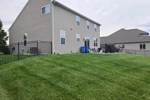 10251 California St, Crown Point, IN 46307 - Photo 21