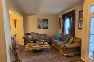 10251 California St, Crown Point, IN 46307 - Photo 5