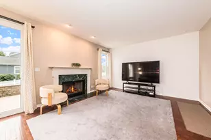 104 Brickton Pl, Park Ridge, IL 60068 - Photo 15