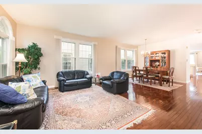 104 Brickton Place, Park Ridge, IL 60068 - Photo 5