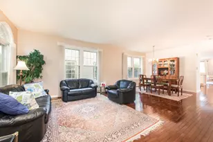 104 Brickton Pl, Park Ridge, IL 60068 - Photo 5