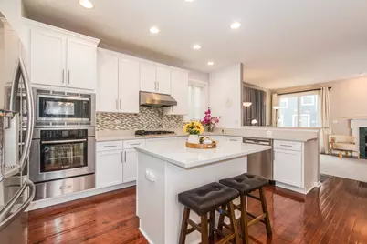 104 Brickton Place, Park Ridge, IL 60068 - Photo 9