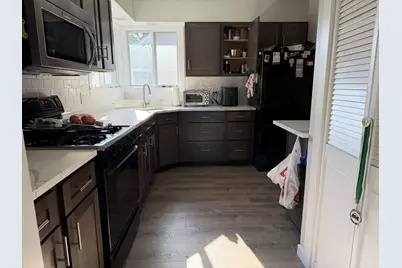 466 N Ridgeland Avenue, Elmhurst, IL 60126 - Photo 5