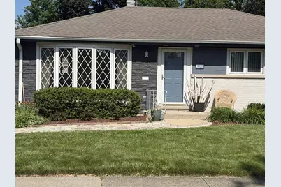 466 N Ridgeland Avenue, Elmhurst, IL 60126 - Photo 3