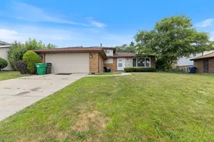 14122 Chestnut Ln, Orland Park, IL 60467 - Photo 1