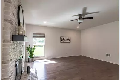 73 Shelby Court, Vernon Hills, IL 60061 - Photo 11