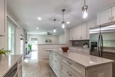73 Shelby Court, Vernon Hills, IL 60061 - Photo 15