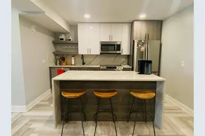 40 E 9th Street #1010, Chicago, IL 60605 - Photo 5