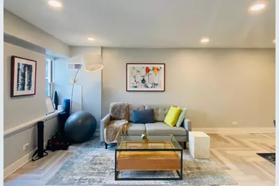40 E 9th Street #1010, Chicago, IL 60605 - Photo 3