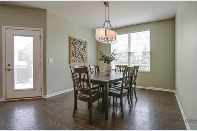 35 Pacific Avenue, Hawthorn Woods, IL 60047 - Photo 9