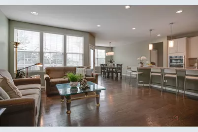 35 Pacific Avenue, Hawthorn Woods, IL 60047 - Photo 11