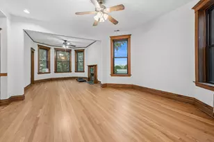 1628 W Nelson Ave, Chicago, IL 60657 - Photo 7