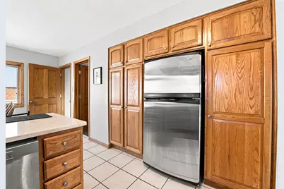 6010 S Mobile Avenue, Chicago, IL 60638 - Photo 13