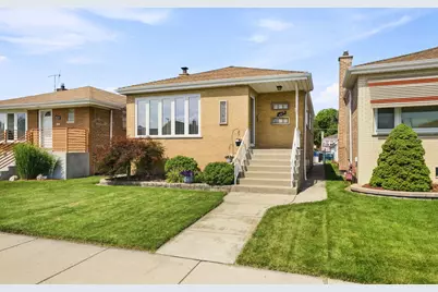 6010 S Mobile Avenue, Chicago, IL 60638 - Photo 1
