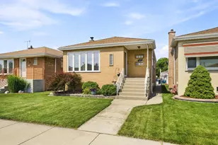 6010 S Mobile Ave, Chicago, IL 60638 - Photo 1