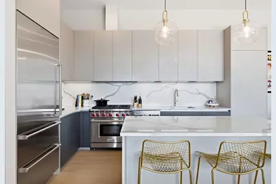 2405 W Iowa Street #402, Chicago, IL 60622 - Photo 13