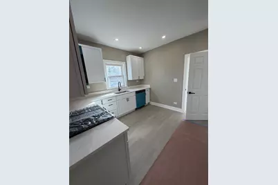 10426 S Calhoun Avenue, Chicago, IL 60617 - Photo 7