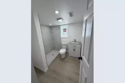 10426 S Calhoun Avenue, Chicago, IL 60617 - Photo 13
