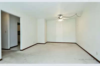 1110 N Farnsworth Avenue #310, Aurora, IL 60505 - Photo 9
