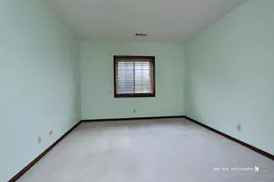 1110 N Farnsworth Ave, Aurora, IL 60505 - Photo 11