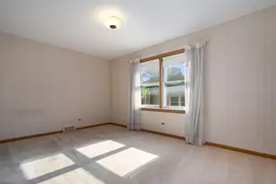 9420 Lawler Ave, Skokie, IL 60077 - Photo 9