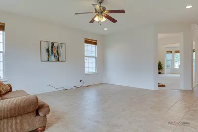 2030 Padua Drive, Elgin, IL 60123 - Photo 9