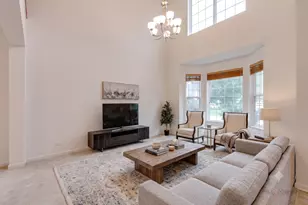 2030 Padua Dr, Elgin, IL 60123 - Photo 5