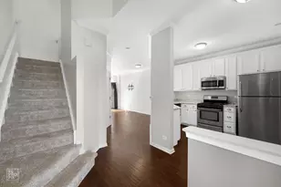 1353 Longchamps Ct, Grayslake, IL 60030 - Photo 7
