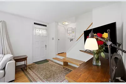 3831 Kirk Street, Skokie, IL 60076 - Photo 5