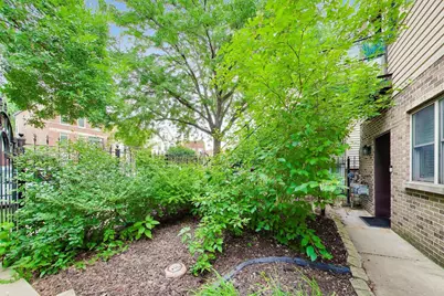 2927 N Gresham Avenue #1, Chicago, IL 60618 - Photo 19